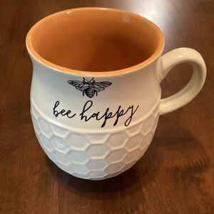 Sheffield Home Bee Happy Mug